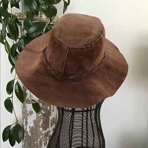 VINTAGE SUEDE COWBOY HAT